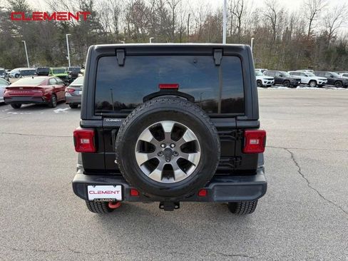 Used 2018 Jeep Wrangler Unlimited Sahara w/ LED Lighting Group image 6