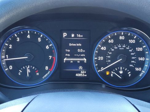 Certified 2023 Hyundai Kona SEL image 28