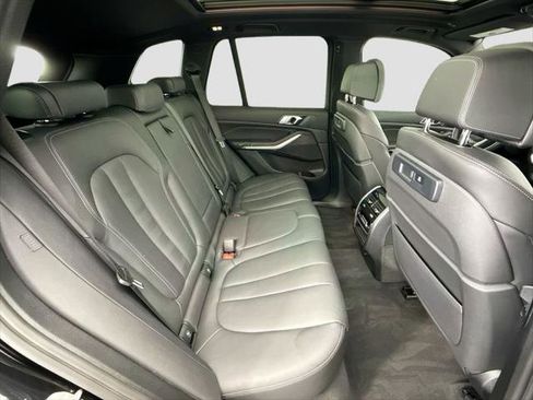 Used 2021 BMW X5 xDrive40i w/ Premium Package 3 AWD/4WD image 21