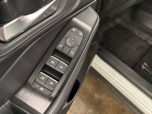 Certified 2025 Nissan Rogue SL FWD image 13