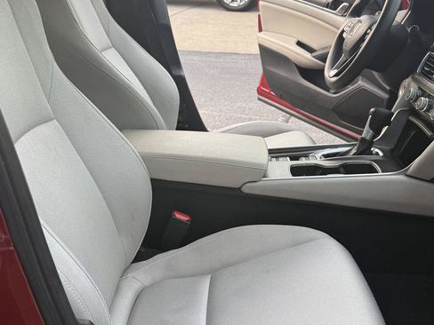 Used 2022 Honda Accord LX image 17