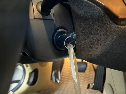 Used 2007 BMW Z4 3.0si image 60