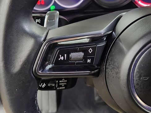 Used 2023 Porsche Panamera image 48