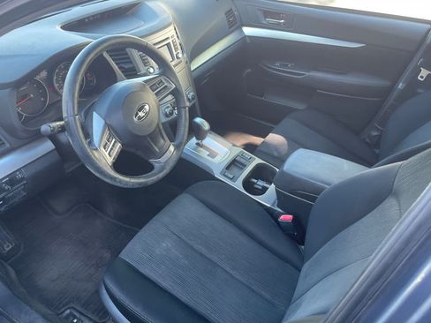 Used 2014 Subaru Legacy 2.5i Premium AWD/4WD image 9