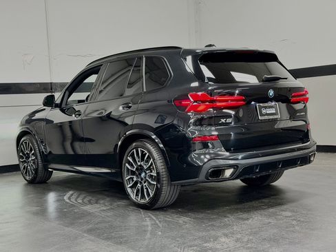 Used 2024 BMW X5 xDrive50e w/ Executive Package AWD/4WD image 10