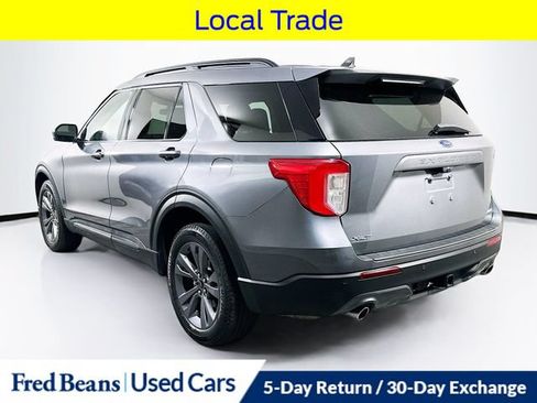Used 2024 Ford Explorer XLT w/ Equipment Group 202A AWD/4WD image 7