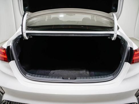 Used 2024 Kia Forte GT-Line image 26