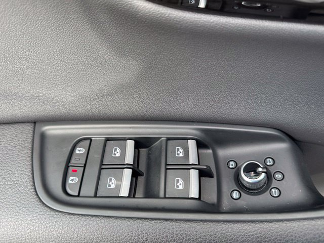 Used 2025 Audi Q7 3.0T Premium AWD/4WD image 9