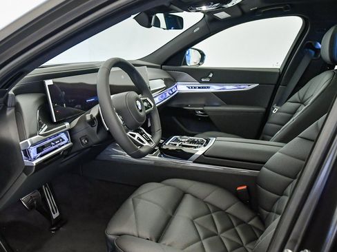 New 2026 BMW 740i w/ Premium Package image 21