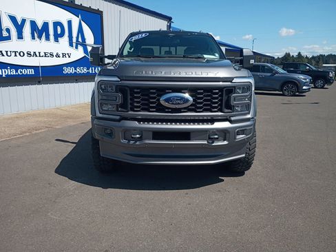 Used 2024 Ford F450 Lariat w/ Lariat Ultimate Package AWD/4WD image 3