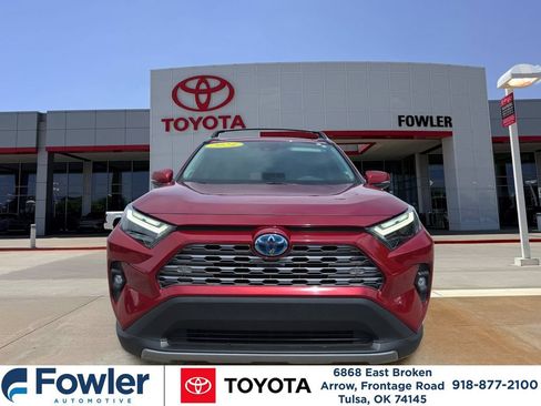 Used 2024 Toyota RAV4 Limited AWD/4WD image 8