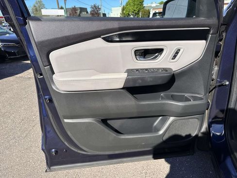 Used 2023 Honda Pilot EX-L image 8