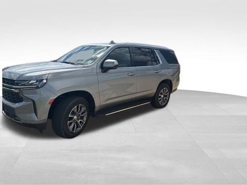 Used 2024 Chevrolet Tahoe LS w/ Driver Alert Package RWD image 3