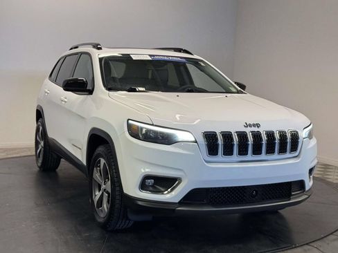 Used 2022 Jeep Cherokee Limited AWD/4WD image 1