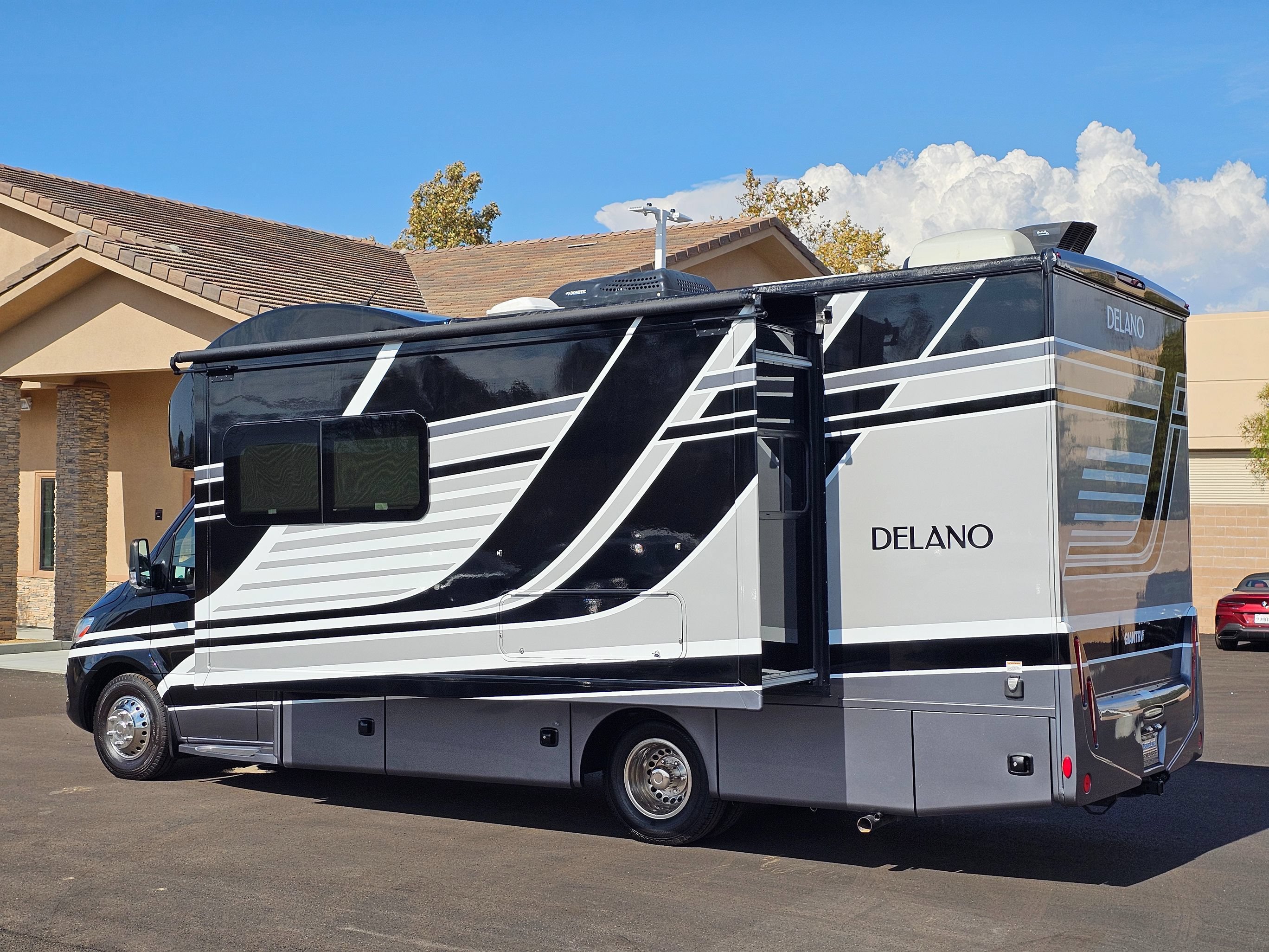 Used 2022 Mercedes-Benz Sprinter 3500 w/ Acoustic Package image 6