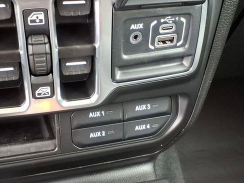 New 2026 Jeep Gladiator Sport image 8