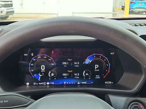 Used 2024 Chevrolet Colorado W/T AWD/4WD image 22