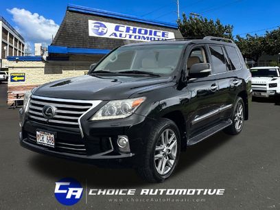 Used 2013 Lexus LX 570 4WD w/ Luxury Pkg w/Pre-crash