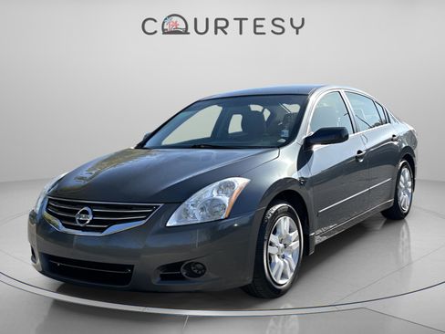 Used 2011 Nissan Altima 2.5 S image 1