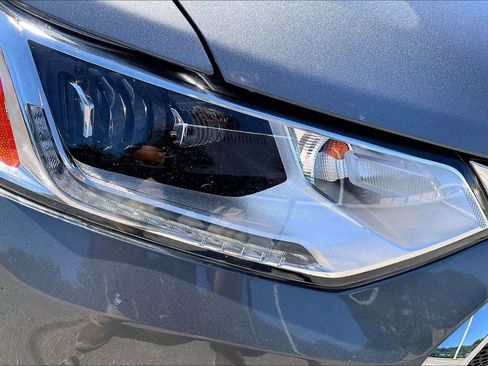 Used 2020 Chevrolet Traverse Premier FWD image 29