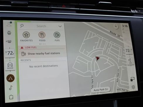 New 2026 Land Rover Range Rover SE image 16