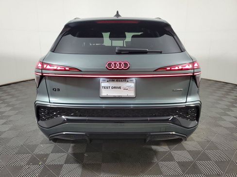 New 2026 Audi Q3 quattro 2.0T AWD/4WD image 5