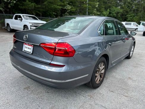 Used 2016 Volkswagen Passat 1.8T S FWD image 7