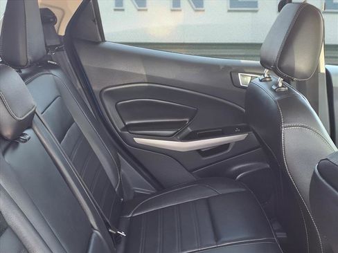 Used 2021 Ford EcoSport Titanium w/ Interior Protection Package image 8