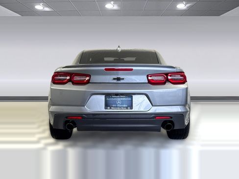 Used 2023 Chevrolet Camaro LT RWD image 9
