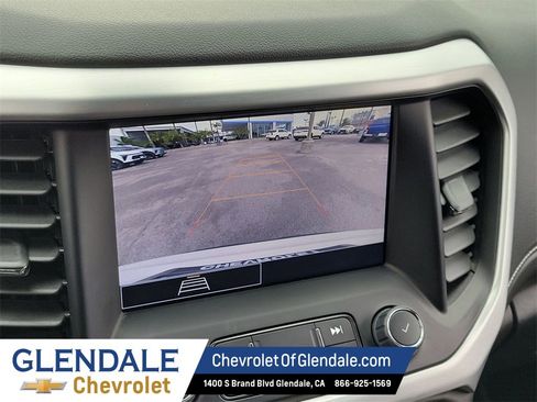 Certified 2023 GMC Acadia SLE image 28