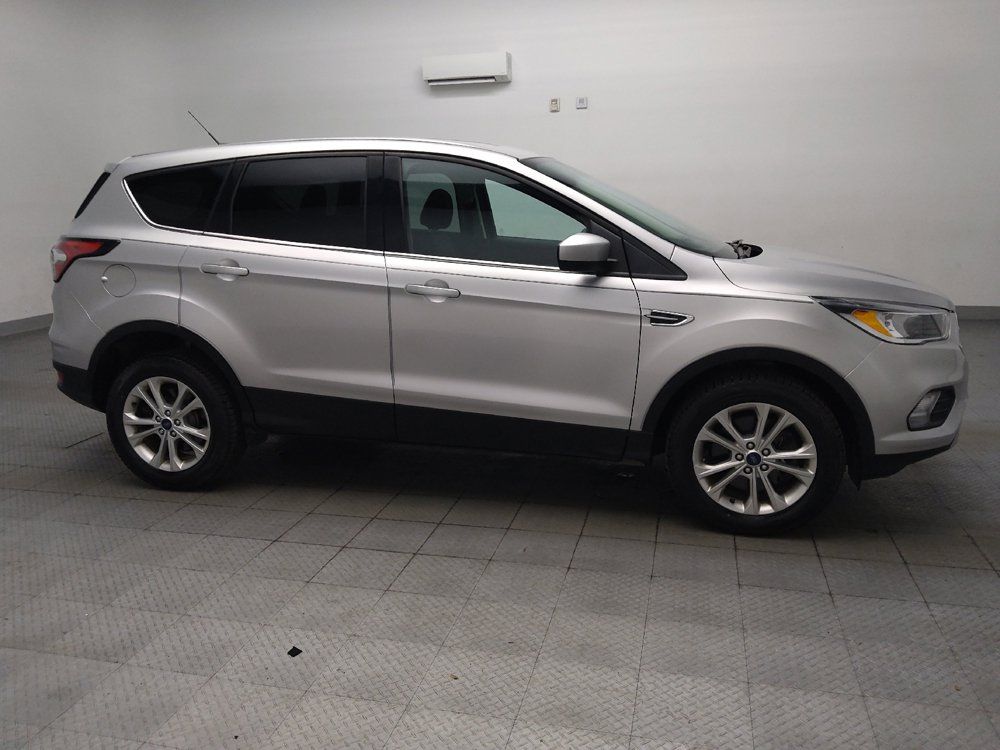 Used 2017 Ford Escape SE AWD/4WD image 11