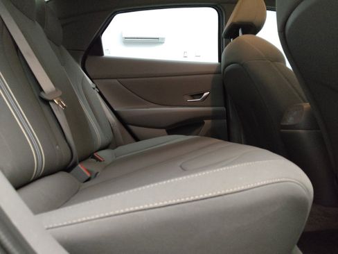 Used 2023 Hyundai Elantra SEL w/ Convenience Package FWD image 19