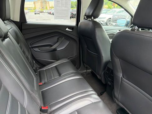 Used 2019 Ford Escape SEL w/ Ford Safe & Smart Package AWD/4WD image 14