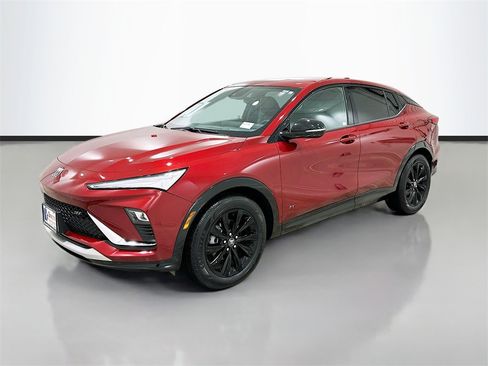 Used 2025 Buick Envista Sport Touring w/ Convenience II Package image 3