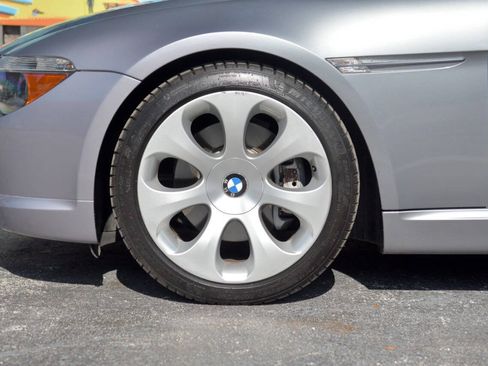 Used 2005 BMW 645Ci Convertible RWD image 13