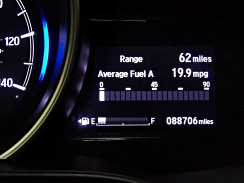 Used 2018 Honda Fit EX image 18