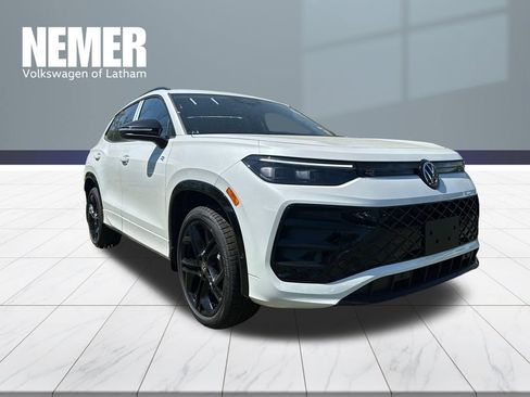 New 2026 Volkswagen Tiguan SE R-Line AWD/4WD image 6