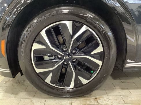 Certified 2023 Kia EV6 Wind image 28