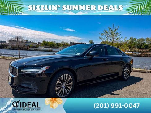 Used 2022 Volvo S90 B6 Momentum AWD/4WD image 4