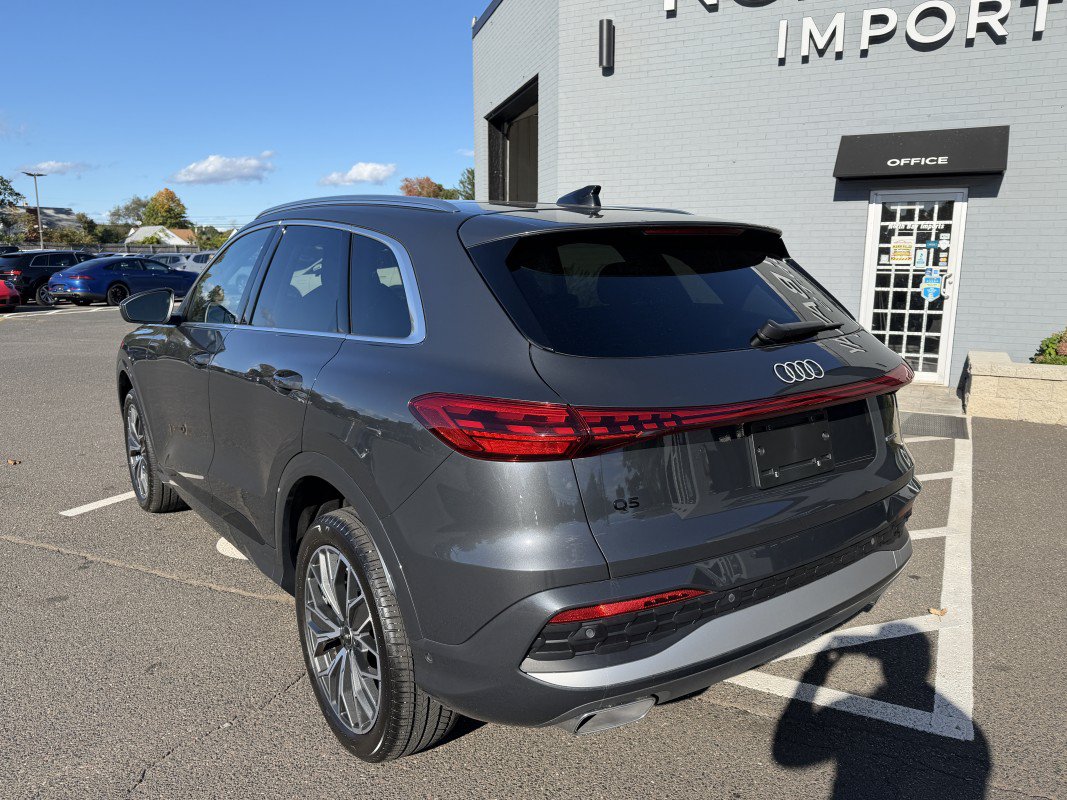Used 2025 Audi Q5 Premium Plus AWD/4WD image 10