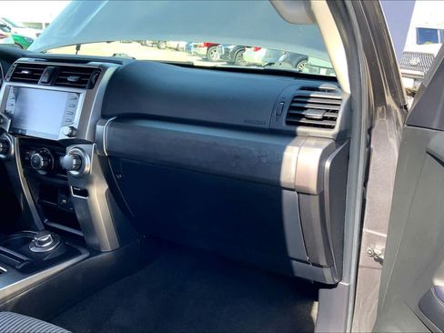 Used 2022 Toyota 4Runner SR5 image 19