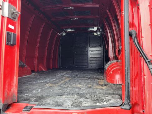 Used 2023 GMC Savana 3500 3500 w/ Driver Convenience Package image 10