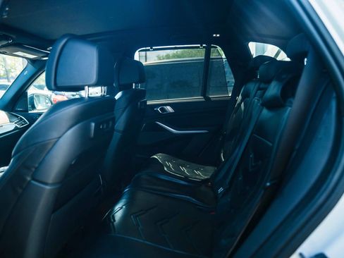 Used 2022 BMW X5 M50i w/ Executive Package AWD/4WD image 35