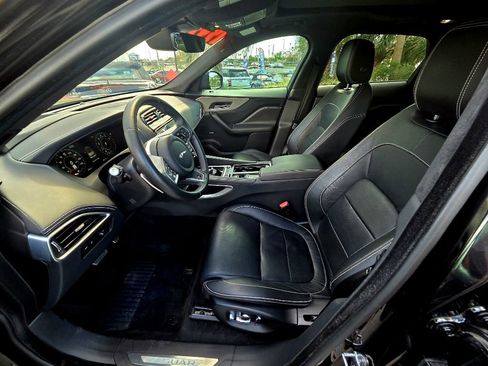 Used 2020 Jaguar F-PACE S image 12