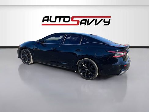 Used 2021 Nissan Maxima SR w/ Sport Mat Group FWD image 5