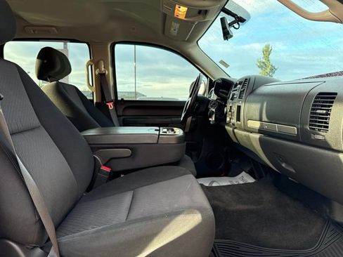 Used 2013 Chevrolet Silverado 1500 LT AWD/4WD image 10