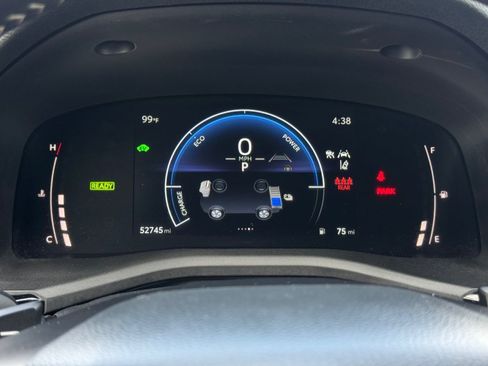 Used 2025 Toyota Camry SE FWD image 45