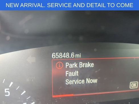 Used 2021 Ford Escape SEL AWD/4WD image 2