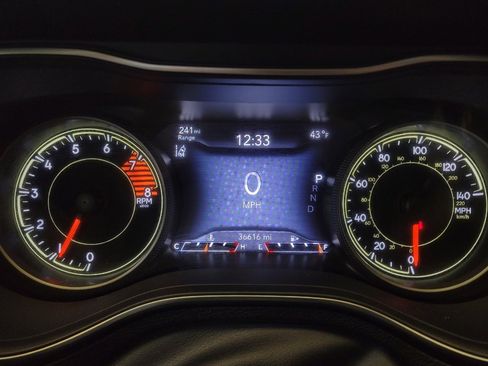 Used 2022 Jeep Cherokee Latitude Lux image 23