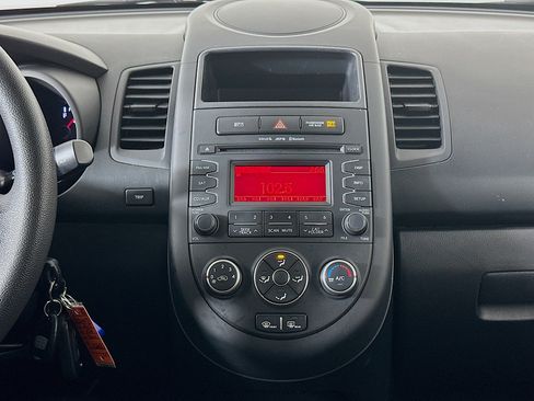 Used 2013 Kia Soul image 21